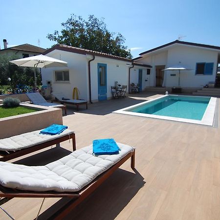 B&B La Gatta Sul TettoBorgo san Donato  エクステリア 写真