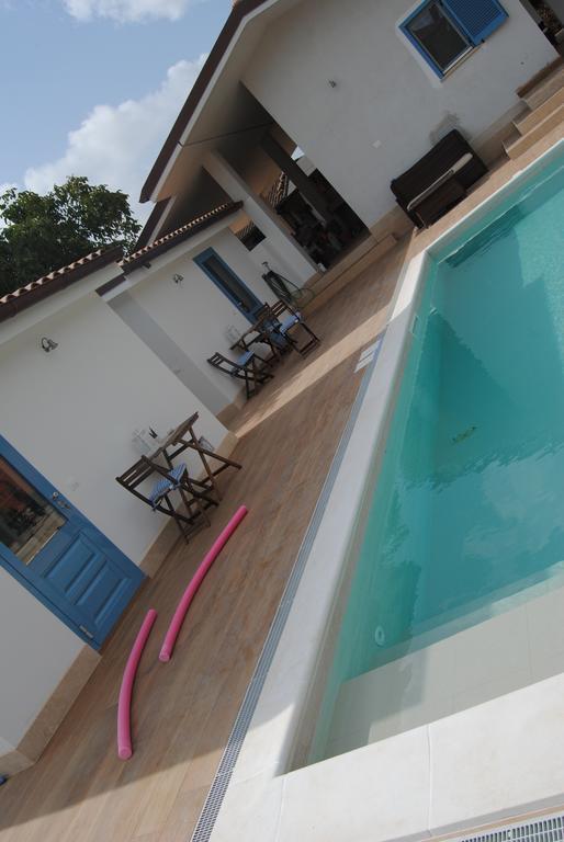 B&B La Gatta Sul TettoBorgo san Donato  エクステリア 写真