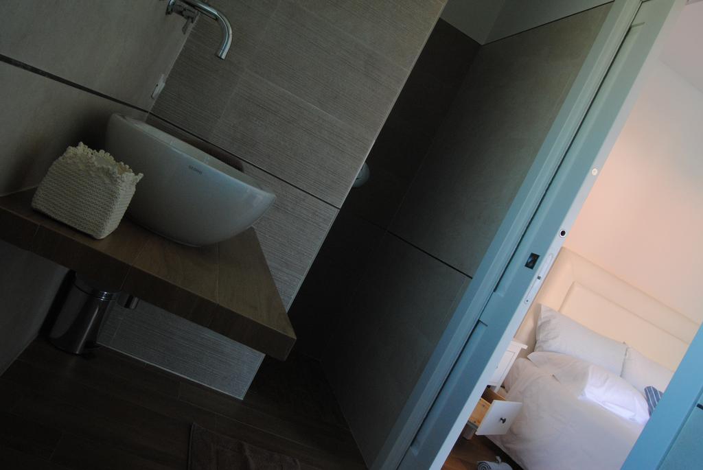 B&B La Gatta Sul TettoBorgo san Donato  エクステリア 写真
