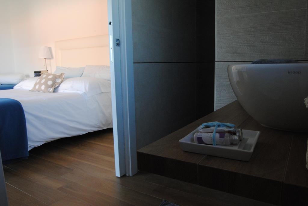B&B La Gatta Sul TettoBorgo san Donato  エクステリア 写真